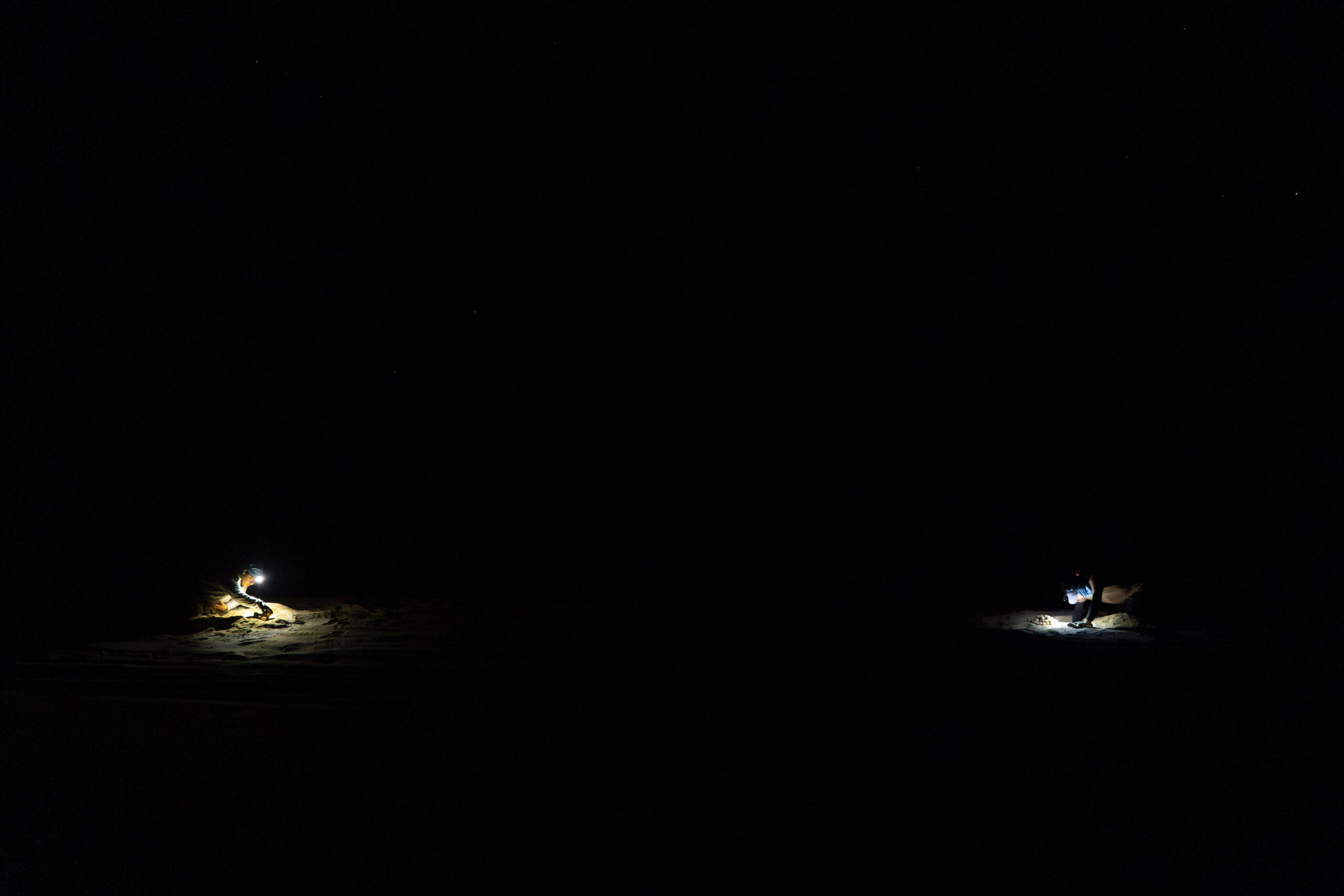 Alexa (left) and Israel (right), members of the ASUPMATOMA team,