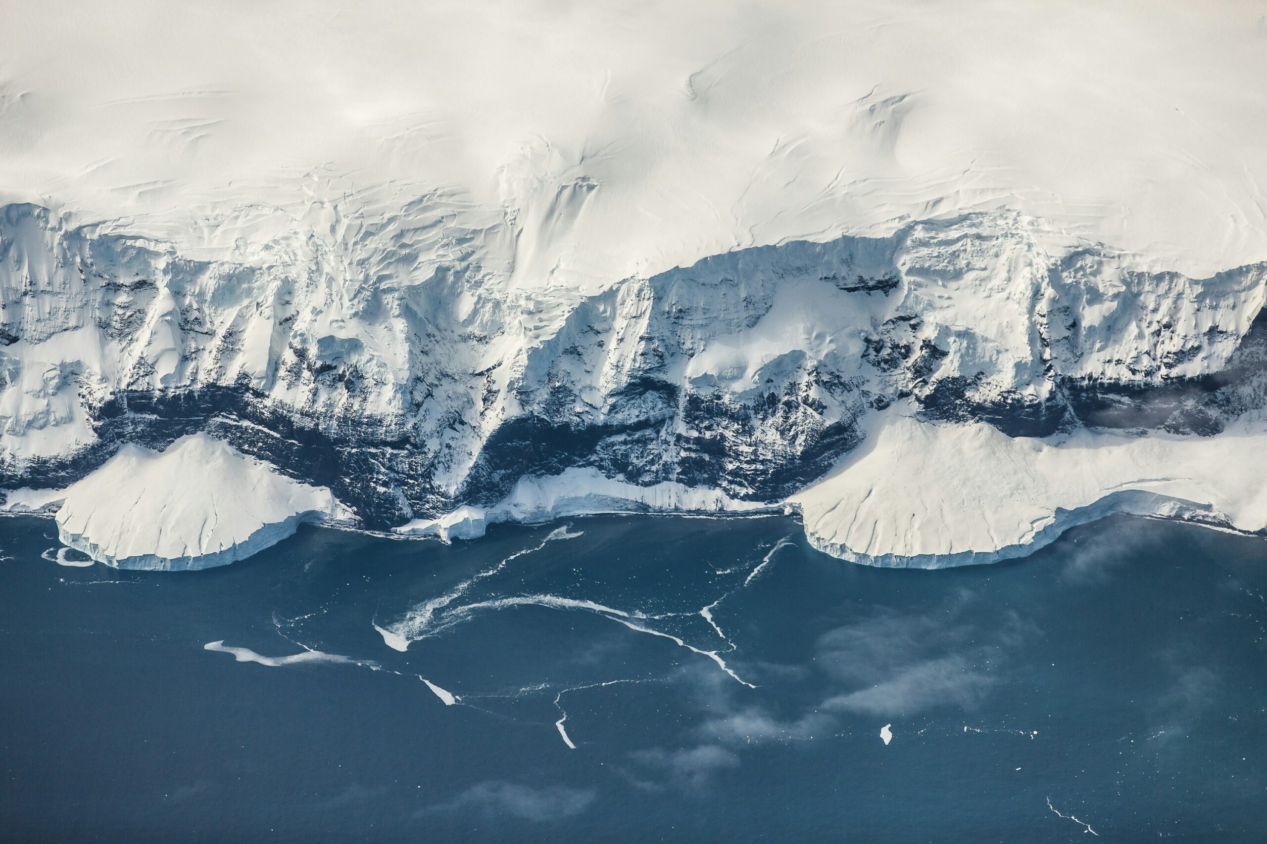 Antarctic Meltwater Decline Reverses Key Southern Ocean Water Layer Since 2016